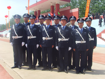 �����L(f��ng)��017